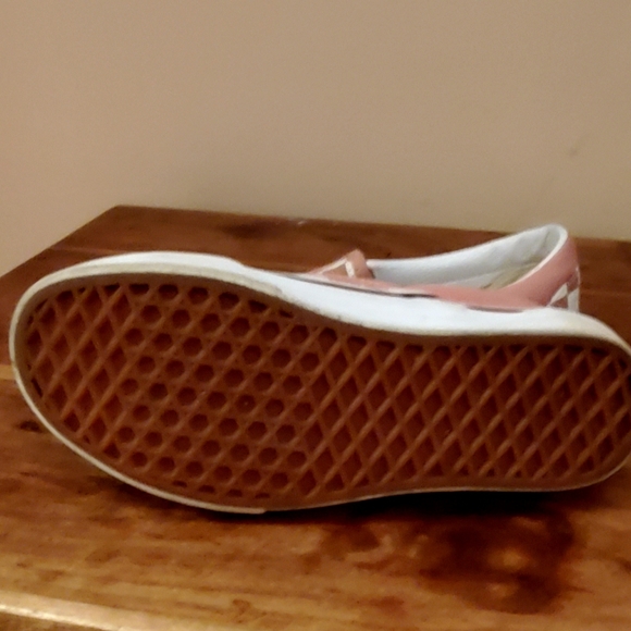 Vans - Picture 2 of 3